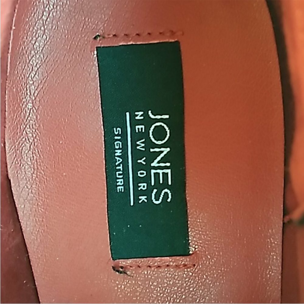 π5 for $10π Jones New York Red Suede Studded Ankle Booties - Picture 5 of 12